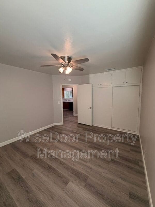 Building Photo - 7838 2nd St