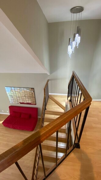 Building Photo - 34565 Vane Cmn