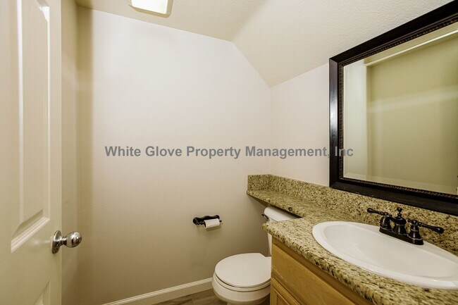 Building Photo - Bright & Updated 2BD/2.5BA Anaheim Condo with Dual Primary Suites, Patio & 2-Car Garage