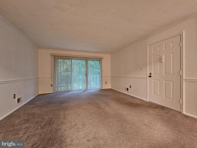 Building Photo - 48 Juniper Way