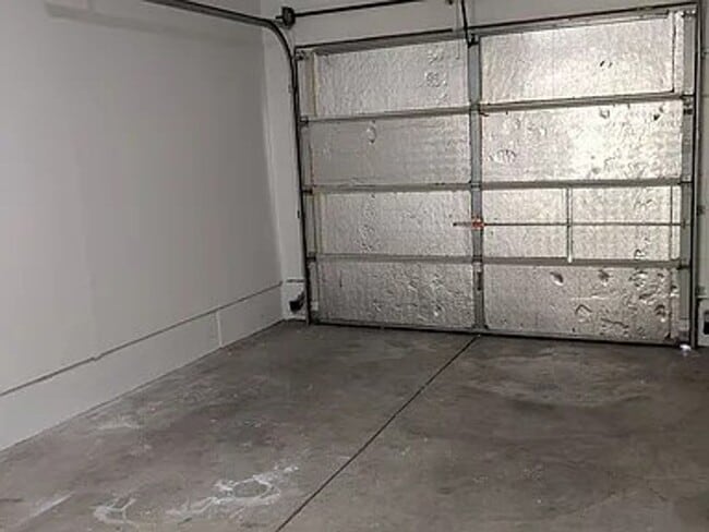 Building Photo - 759 Stephens Dr