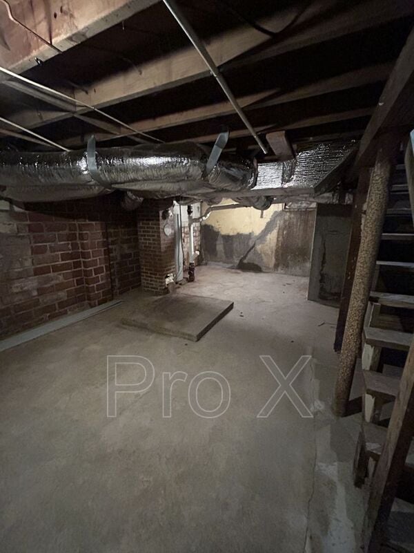 Building Photo - 463 Fieldcrest Dr