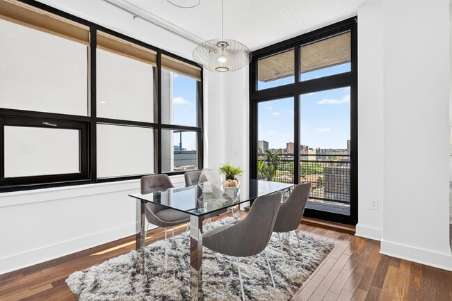 Building Photo - 159 2nd St