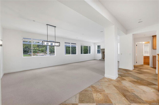 Building Photo - 12215 Delante Ct