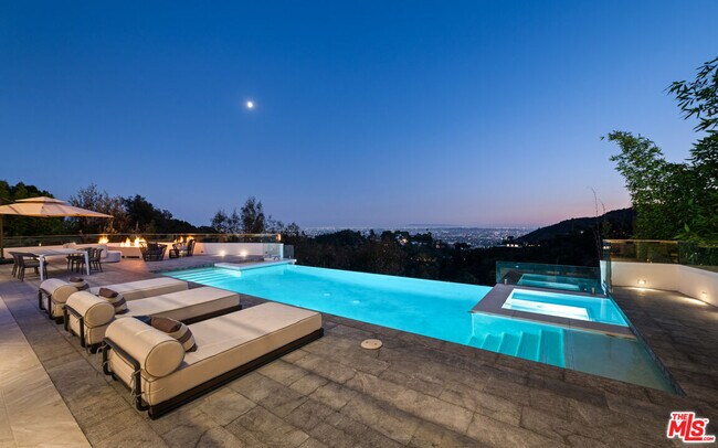 Building Photo - 7080 Mulholland Dr