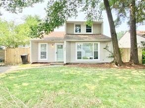 Building Photo - 3833 Foxglove Ct