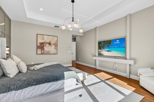 Building Photo - 19886 Meadowside Ln