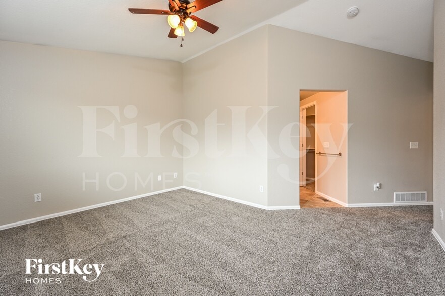 Building Photo - 6122 S Quemoy Ct