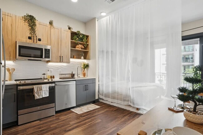 Building Photo - 9127 Research Blvd