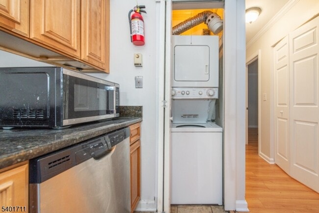 Building Photo - 2350 NJ-10