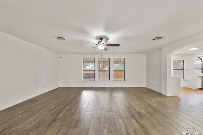 Building Photo - 1207 Canyon Parke Dr