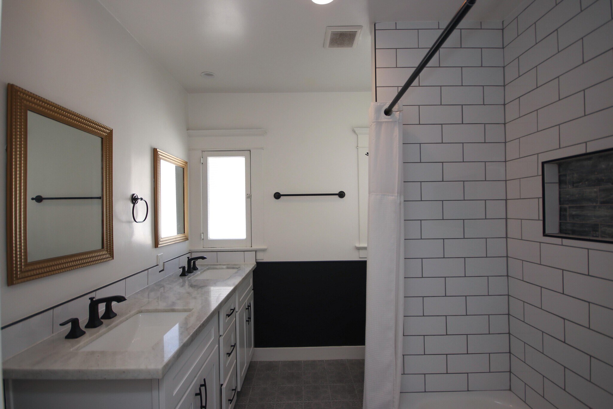 Building Photo - 238 N Alta Vista Ave