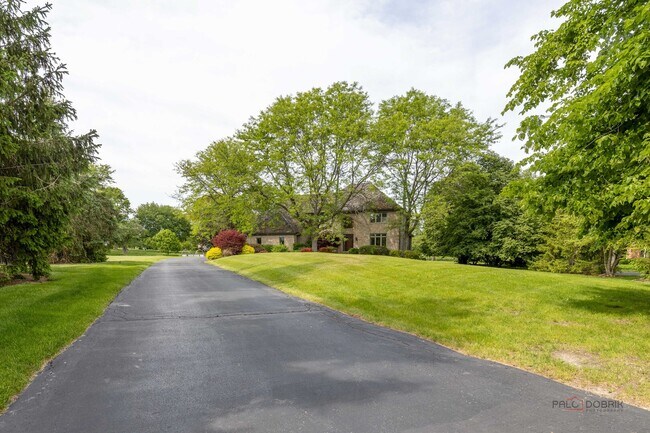 Building Photo - 5420 Belmont Ct