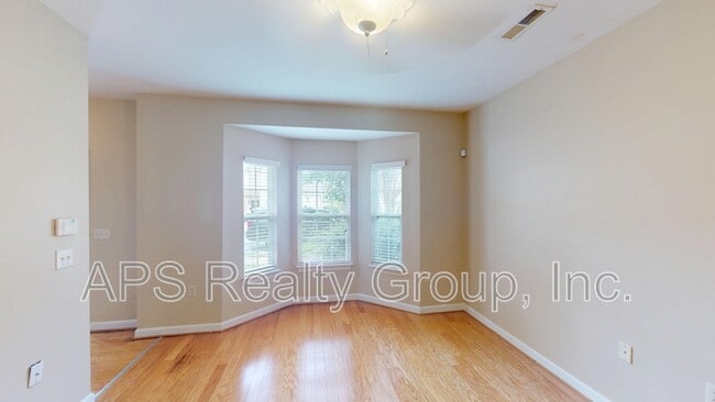 Building Photo - 378 Summergate Dr