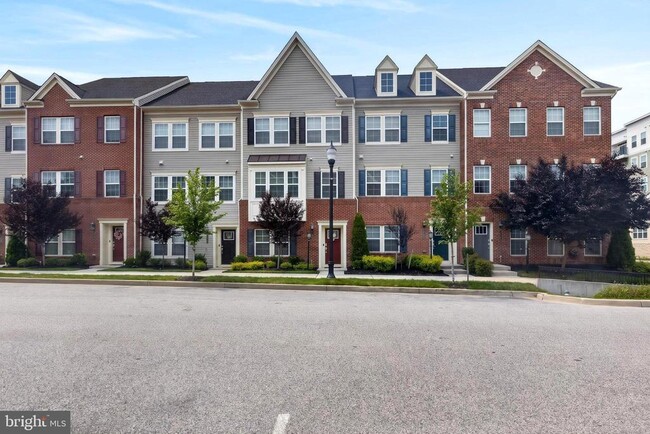 Building Photo - 7564 Warburg Way