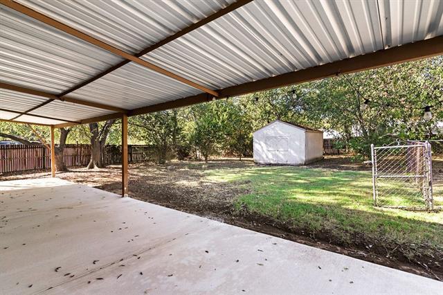 Building Photo - 524 Patterson Dr