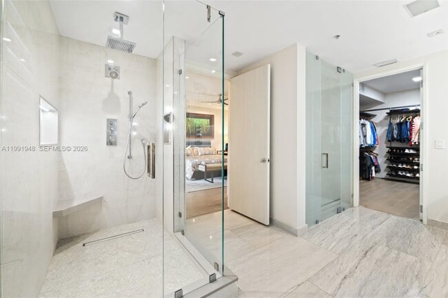 Building Photo - 13633 Deering Bay Dr