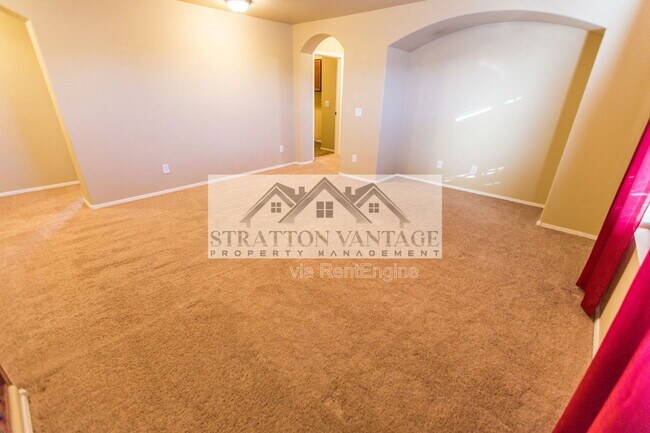 Building Photo - 976 S Adam Way