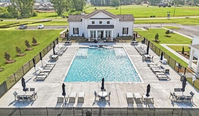 Building Photo - Clift Farm home WITH FENCED YARD