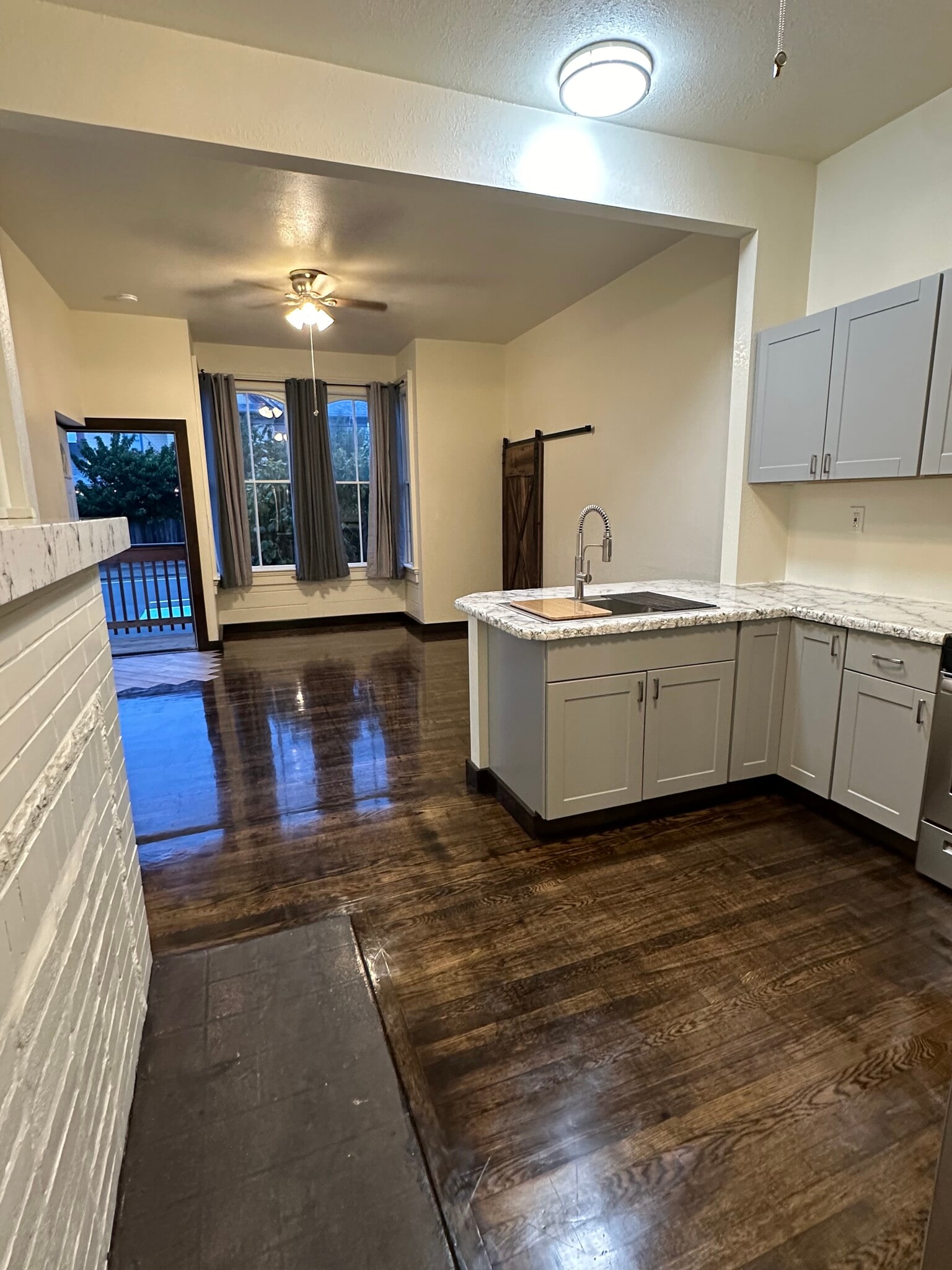 Building Photo - 639 16th St