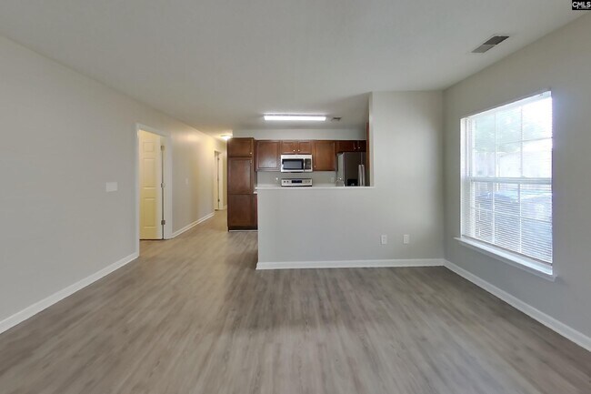 Building Photo - 80 Springway Dr