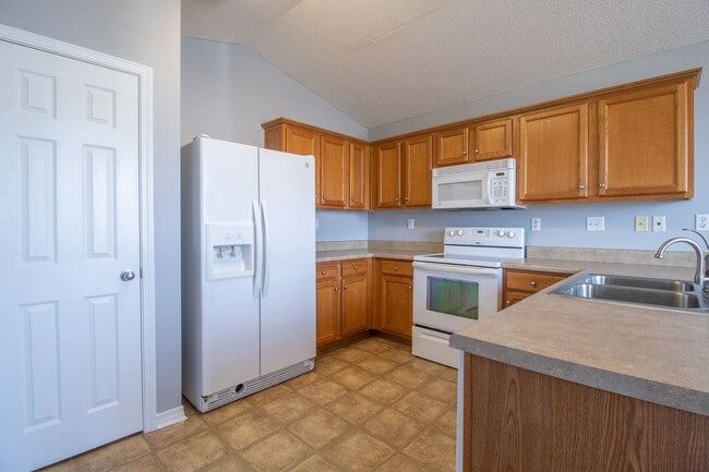 Building Photo - 4393 Wigwam Dr