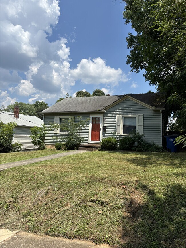 Primary Photo - 505 Corona St SW