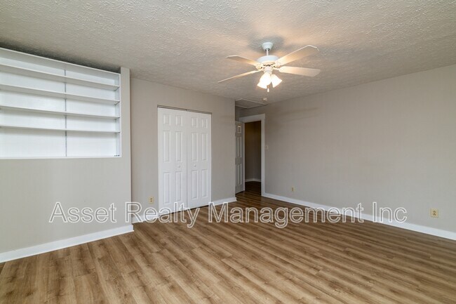 Building Photo - 2705 Sood Rd