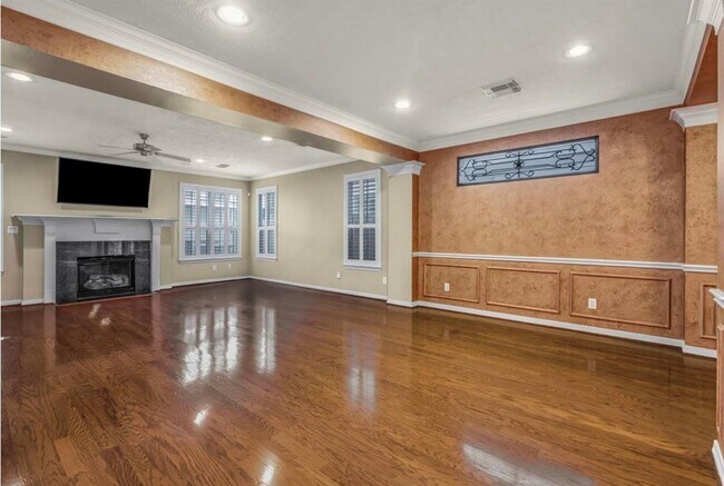 Building Photo - 1524 Birdsall St
