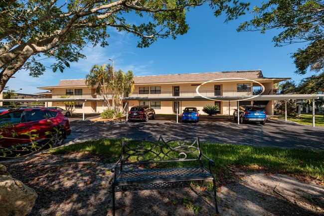 Building Photo - 12300 Vonn Rd