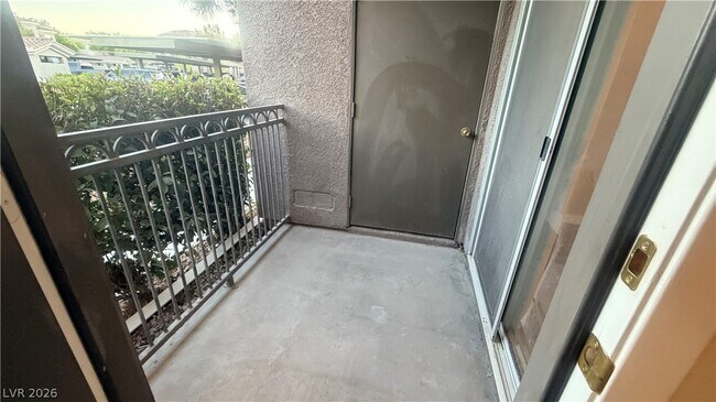 Building Photo - 9050 W Warm Springs Rd