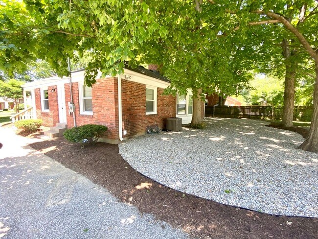 Building Photo - 4118 Browns Ln