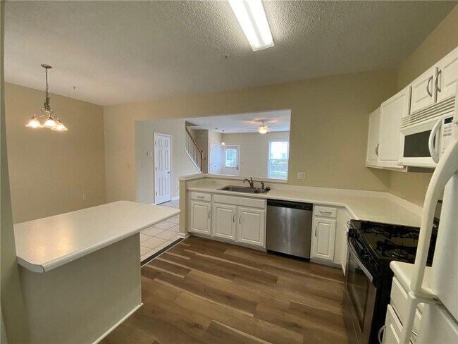 Building Photo - 1285 Kilmington Ct