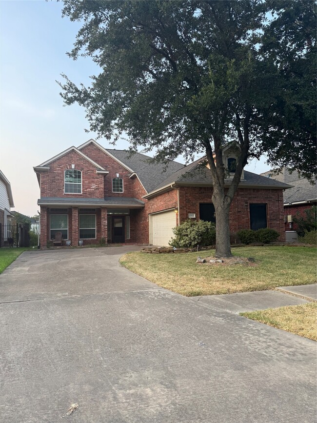 Building Photo - 12022 Miramar Shores Dr