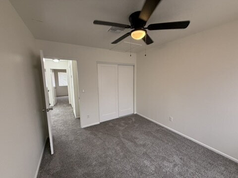 Building Photo - 3 bed 2 bath with garage $1,400 Rent