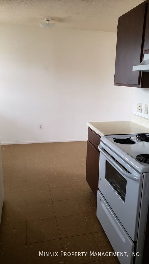 Building Photo - 619 S Crosby St