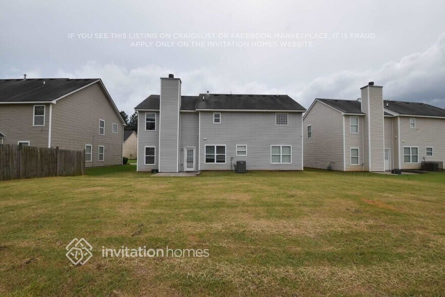 Building Photo - 3632 Rosebud Park Dr