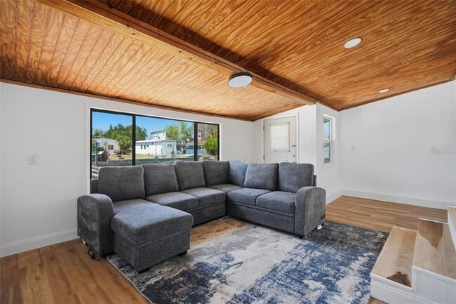 Building Photo - 7037 McCray Dr