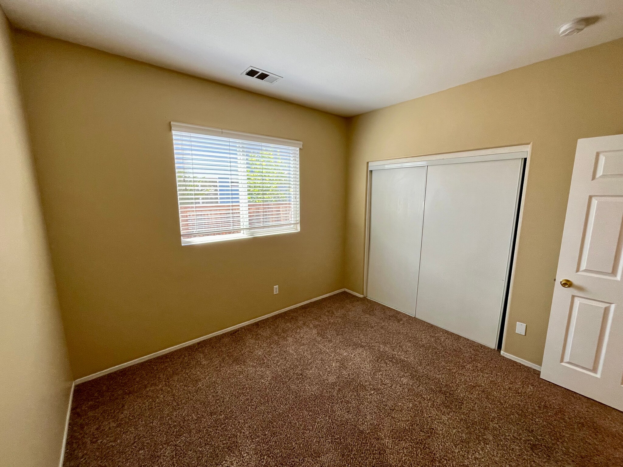 Building Photo - 1559 Park Meadows Dr