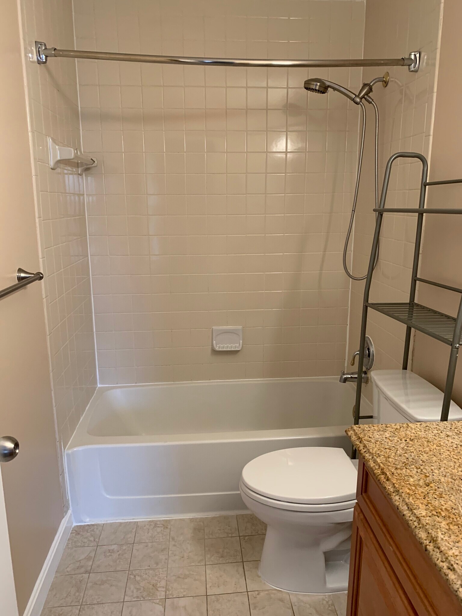 Building Photo - 5708 Chapman Mill Dr