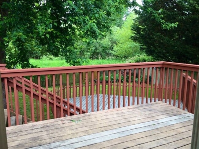 Building Photo - PRELEASING NOW: Large 6 bed/2 bath home!