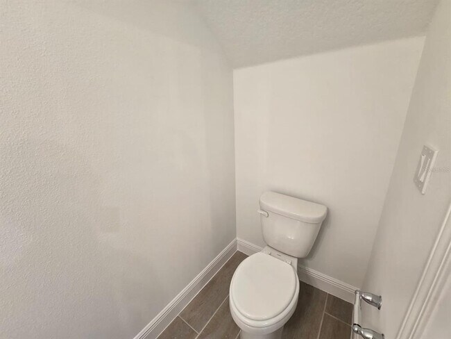 Building Photo - 2303 Juniper Berry Dr