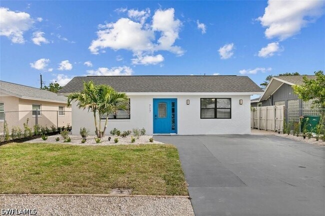 Building Photo - 717 95th Ave N