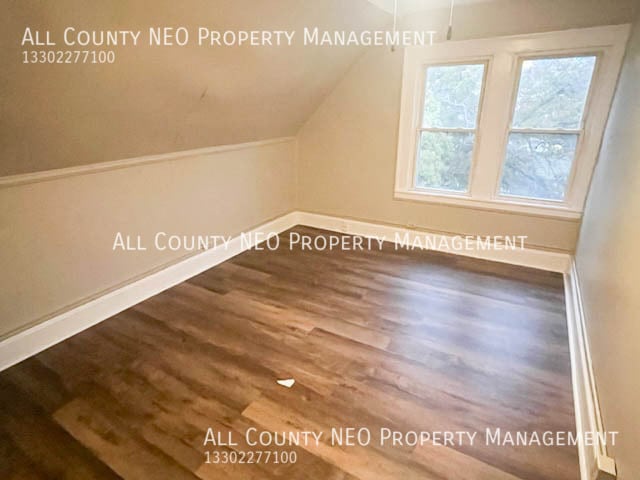 Building Photo - 1222 W Clifton Blvd