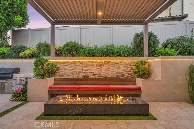 Building Photo - 1232 Inspiration