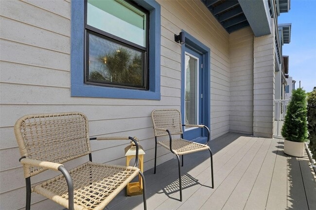 Building Photo - 946 Highland Ave