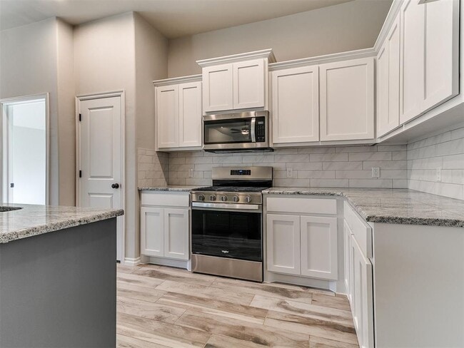 Building Photo - 12200 Rockbed Dr