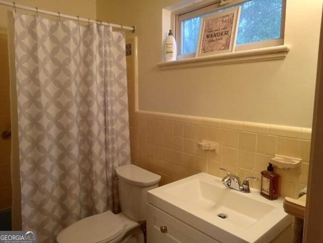 Building Photo - 1224 Poplar Grove Dr NE