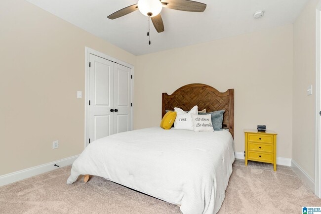 Building Photo - 277 Kinross Circle