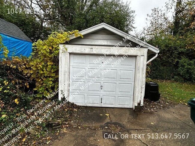 Building Photo - 1047 Wells St